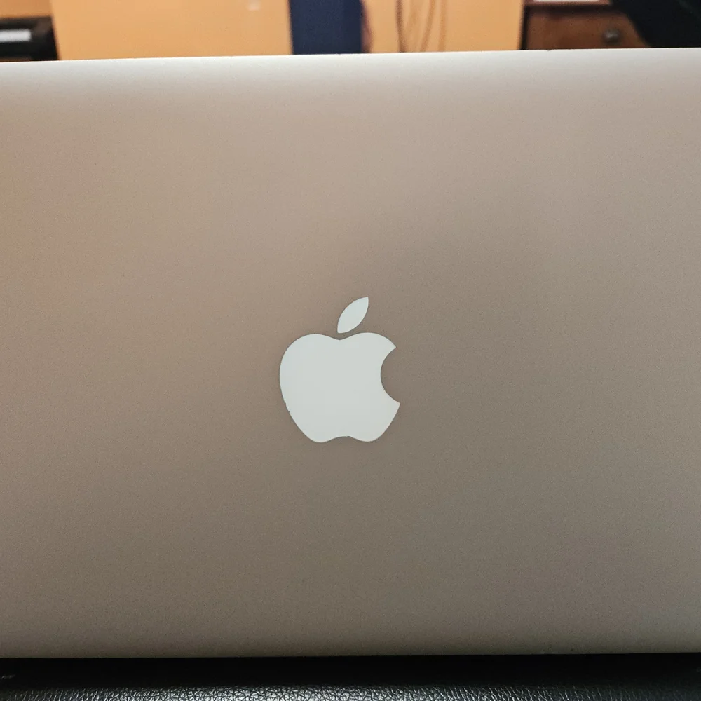 Apple MacBook - Silver
